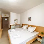 Хотел делфин - ол инклузив 3*